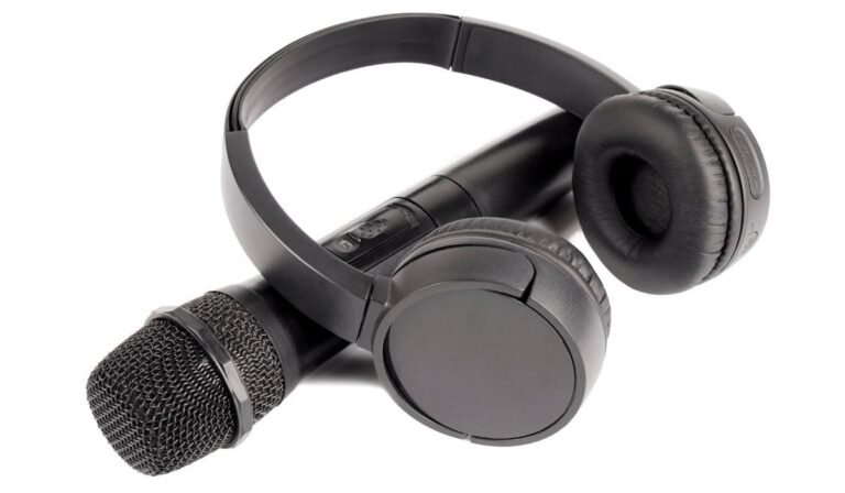 Shure Asks FCC to Dedicate UHF Channel for Wireless Mics
