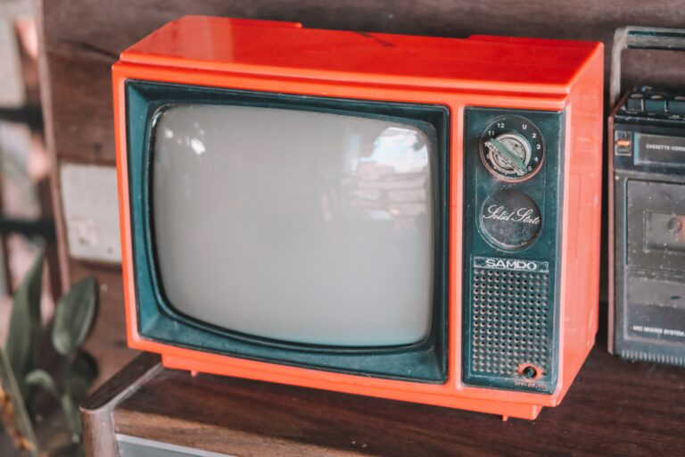 A Telemundo Spin, With No Changes To Viewers